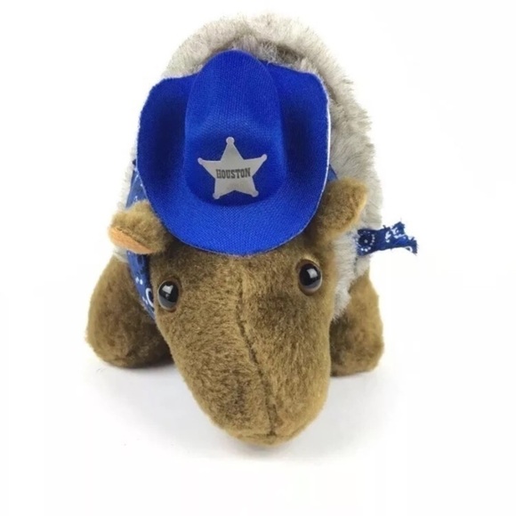 BUCKAROO BANDITS Armadillo Sheriff Plush Stuffed Animal Toy Houston Texas 2013 - Picture 2 of 8